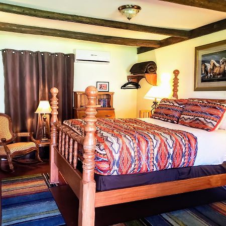 Rancho Santa Cruz Panzió Tubac Kültér fotó